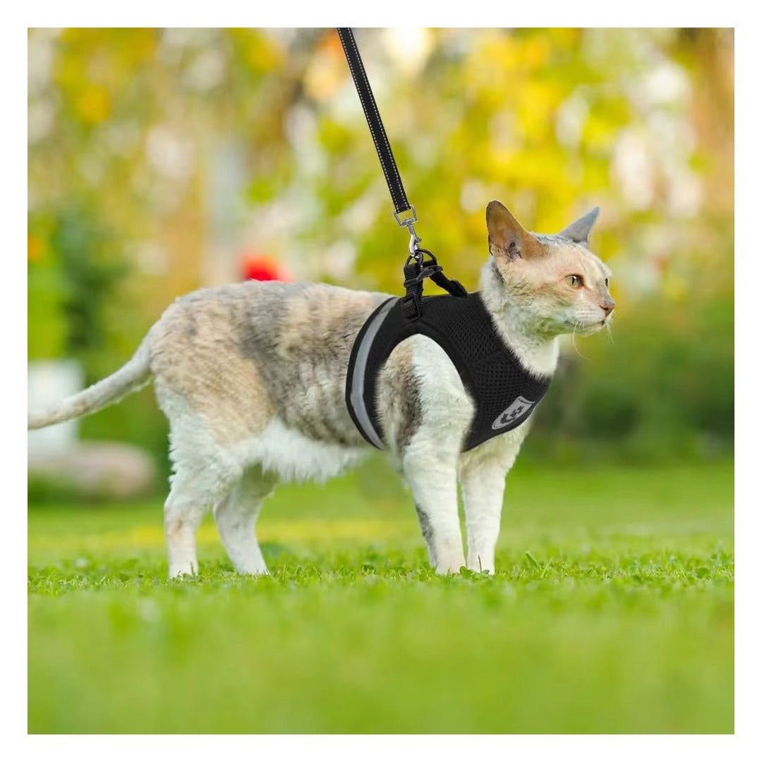 Breathable Cat Harness and Leash Escape Proof Pet Clothes Kitten Puppy Dogs Vest Adjustable Easy Control Reflective Cat Harness
